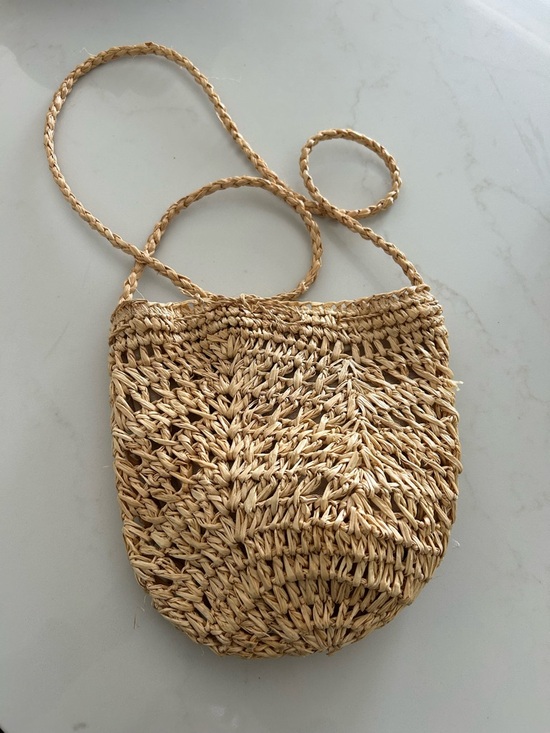 Hat Attack Handbags - Hat Attack Woven Straw Crossbody Bag - Natural Beige